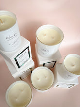 Load image into Gallery viewer, The Botanist Candle